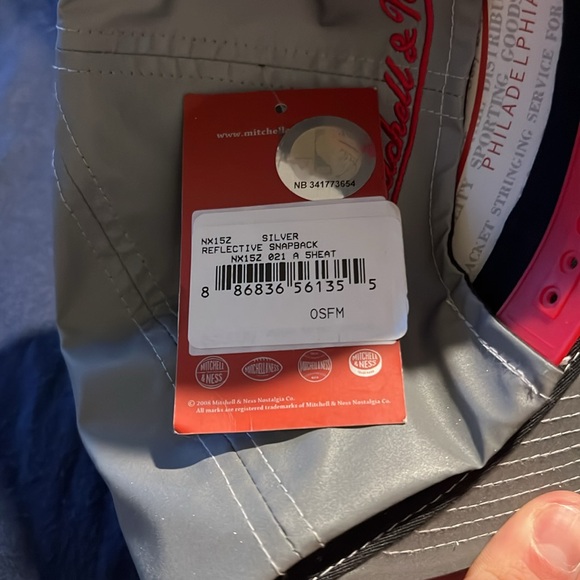 MITCHELL & NESS 3M REFLECTIVE MIAMI HEAT HAT - Picture 11 of 11